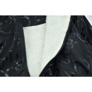 سویشرت سلیکونی دخترانه حروف انگلیسی مشکی زوم کد 11088