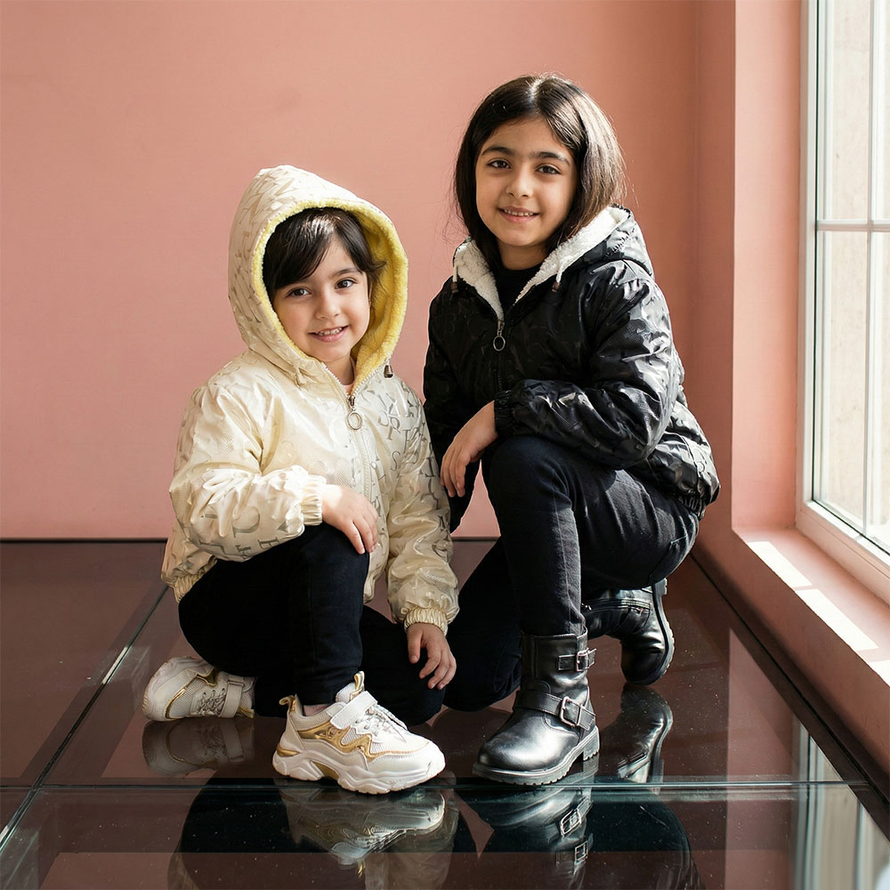 سویشرت سلیکونی دخترانه حروف انگلیسی ژرنال کد 11088